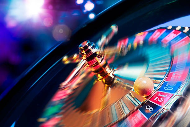 Dragon Tiger Live dealer revealing cards on multi-camera feed in jodohtoto login studio