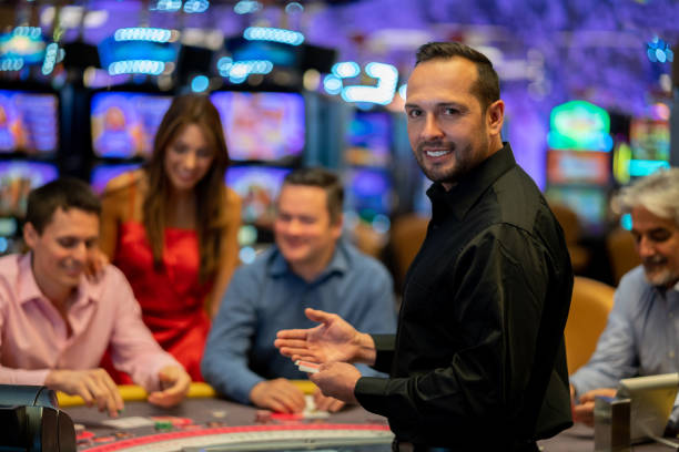 Hand ranking chart and payout odds display on Hot Pot table interface